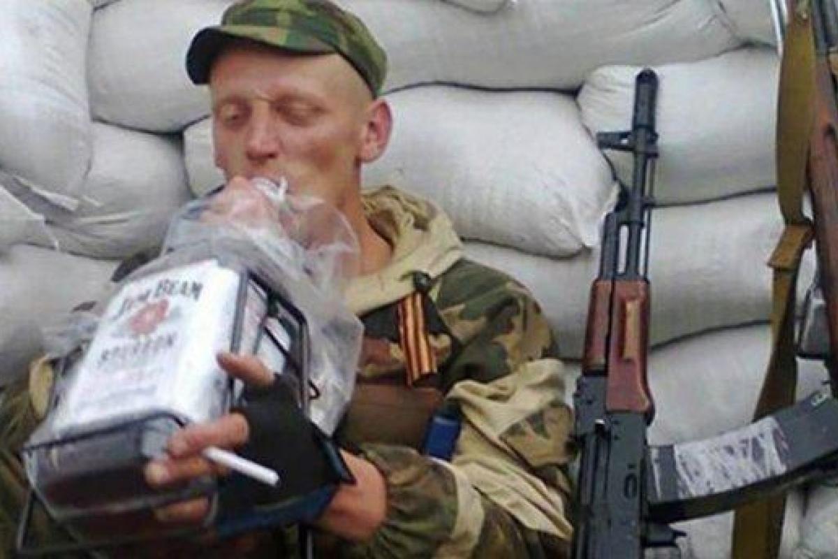 Российские военные устроили в Крыму "прощальный вечер": в сторону жилых районов полетели ракеты Российские военные устроили в Крыму "прощальный вечер": в сторону жилых районов полетели ракеты