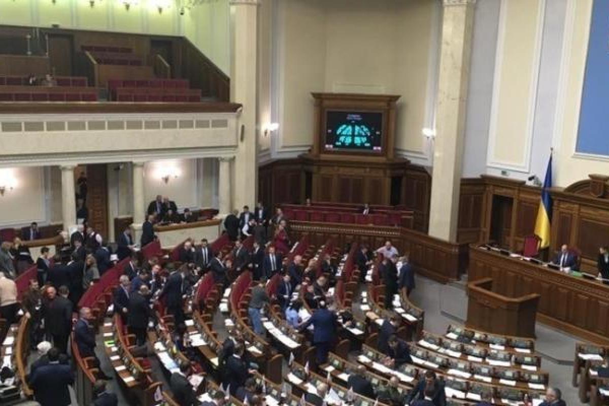 Эксперты рассказали, почему неразбериха в ВР Украины опасна для США