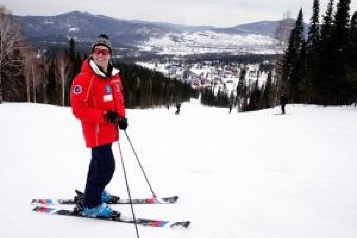 В России митинги, а Медведев отдыхает В России митинги, а Медведев отдыхает