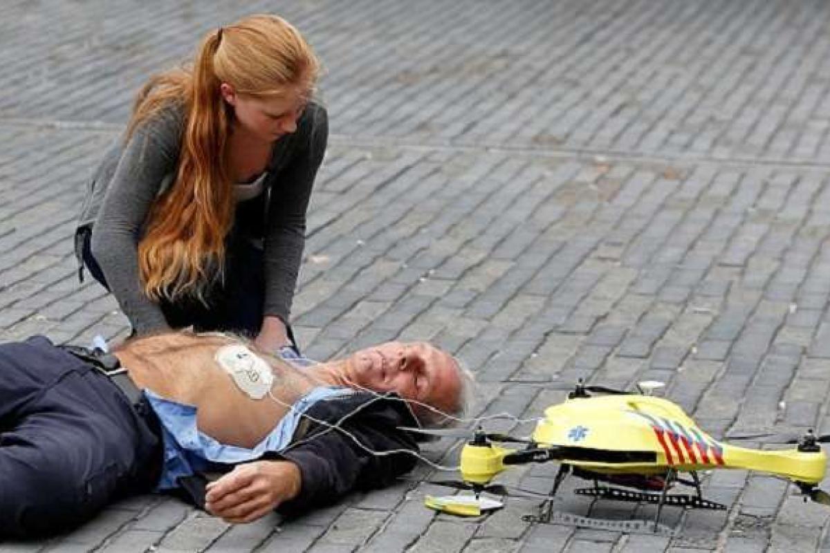 Американские ученые овладели технологией беспилотной доставки медпомощи