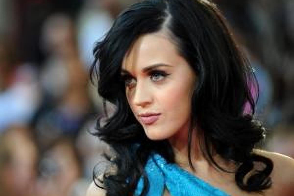 Певица Кэти Перри рассказала шокирующие подробности личной жизни Певица Кэти Перри рассказала шокирующие подробности личной жизни