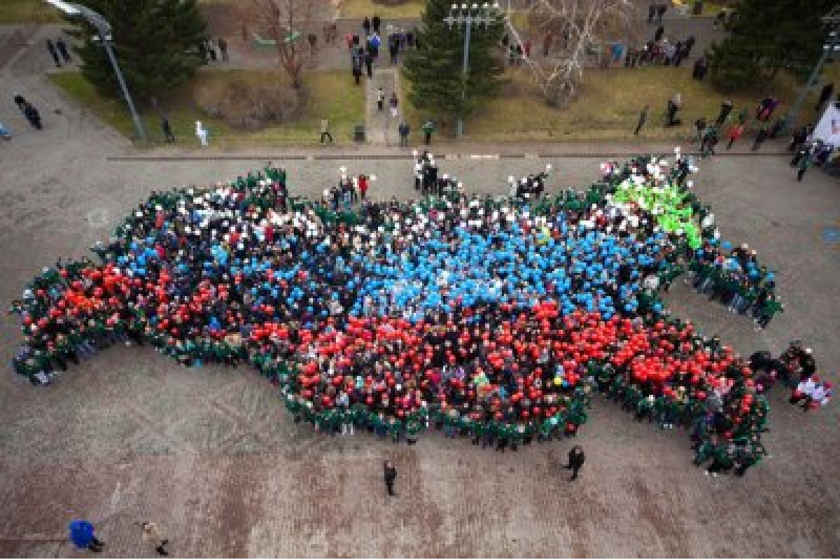 Россияне не готовы быть "единой нацией": соответствующий закон переименуют Россияне не готовы быть "единой нацией": соответствующий закон переименуют