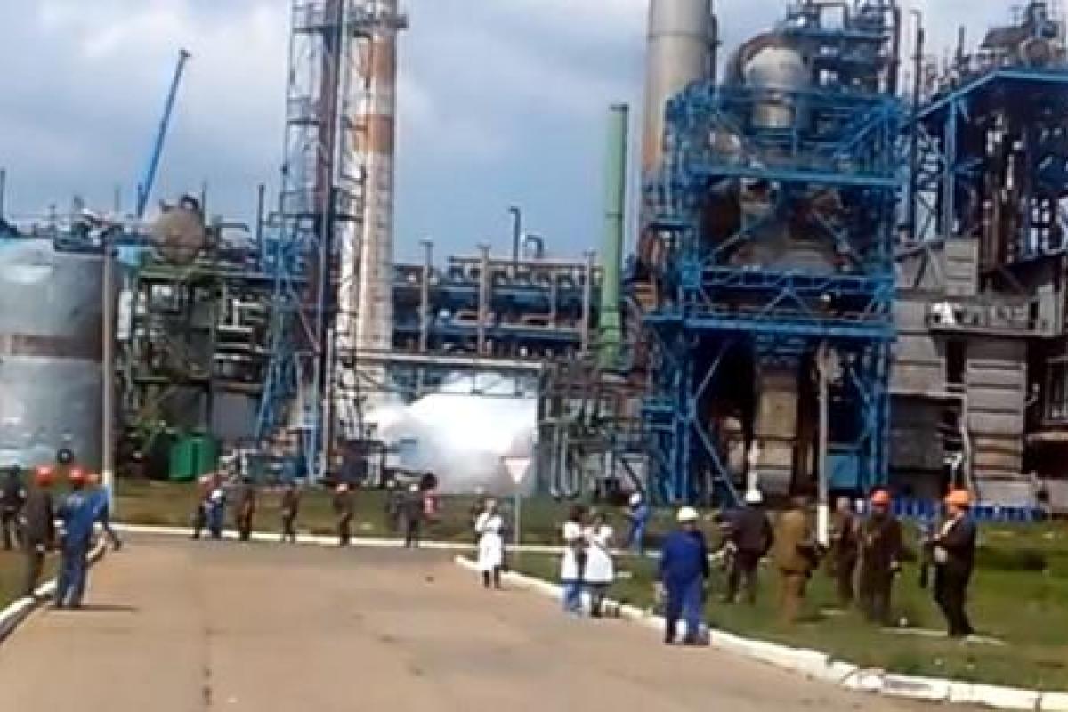 Рабочие горловского "Стирола" ждут выплаты долгов по заработной плате