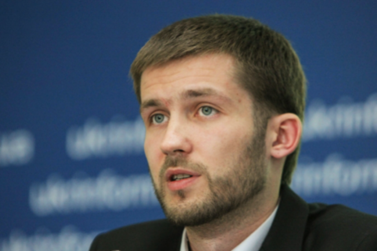 Кабакаев: В Луганске нарастают проблемы с топливом