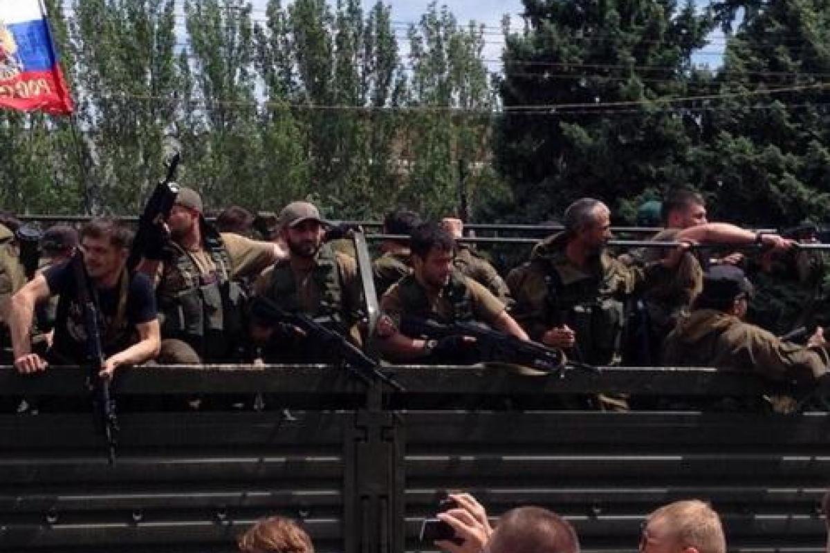 Боевики "ДНР" в алкогольном опьянении конфликтовали с наемниками из Кавказа, - Тымчук Боевики "ДНР" в алкогольном опьянении конфликтовали с наемниками из Кавказа, - Тымчук
