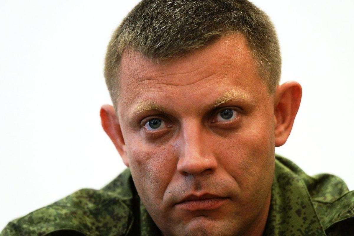 Главарь боевиков Захарченко насмешил заявлением об "армии ДНР" Главарь боевиков Захарченко насмешил заявлением об "армии ДНР"