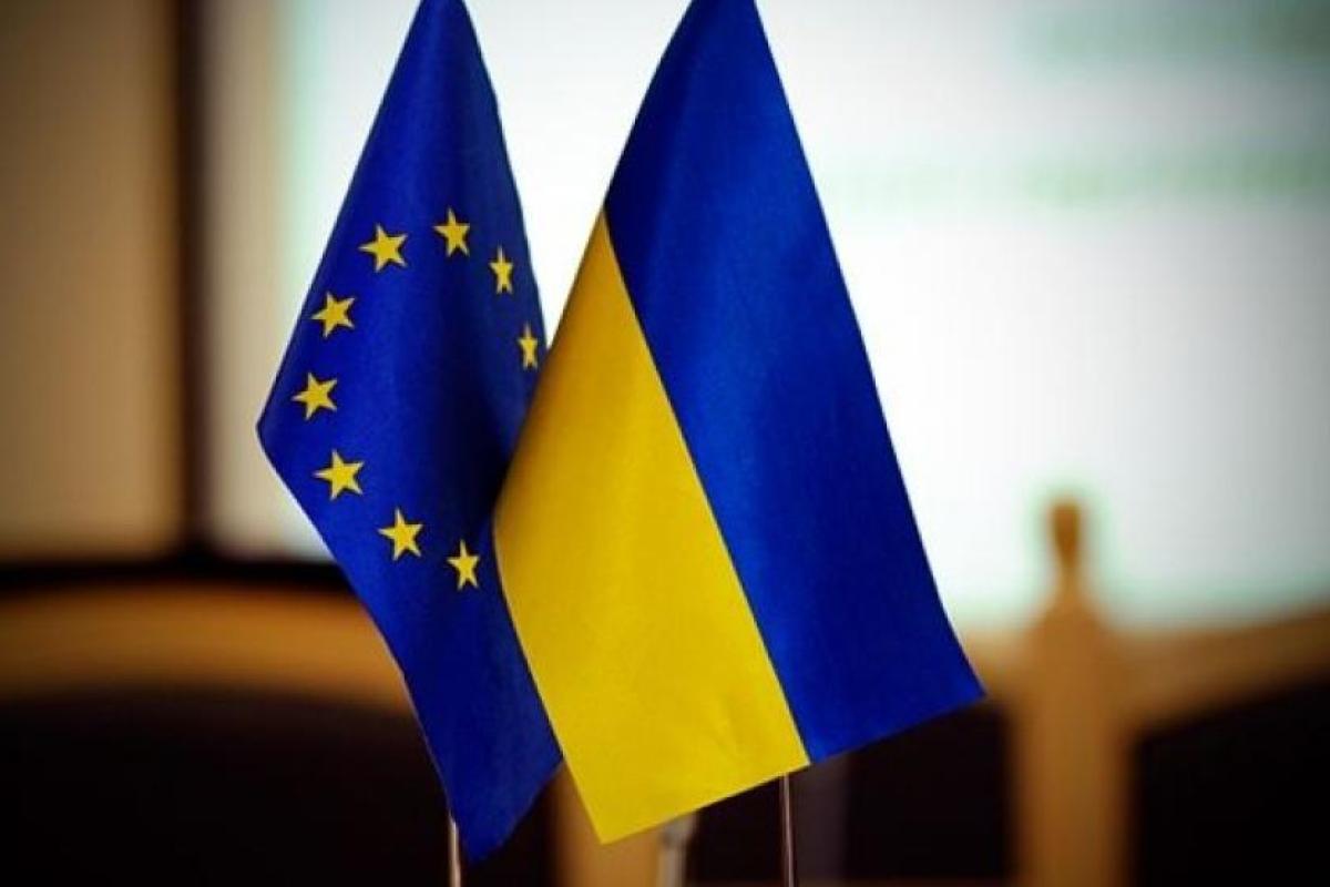 Украинцы поедут в Европу без виз уже летом: как это работает Украинцы поедут в Европу без виз уже летом: как это работает