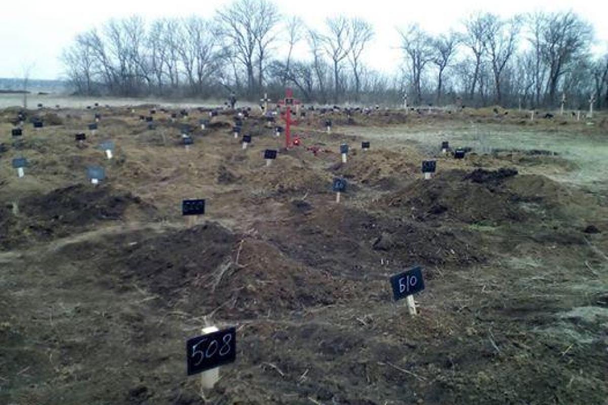 На кладбище в "ДНР" появились 83 безымянные могилы