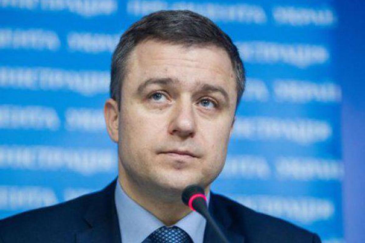 Девушку, пострадавшую во время драки в Чернигове, обследовали в Киеве Девушку, пострадавшую во время драки в Чернигове, обследовали в Киеве