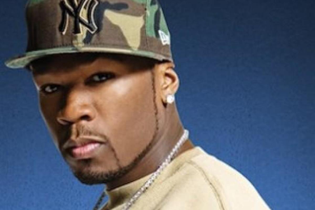 Рэпер "50 Cent" избил поклонницу на концерте в Балтиморе: появилось видео инцидента Рэпер "50 Cent" избил поклонницу на концерте в Балтиморе: появилось видео инцидента