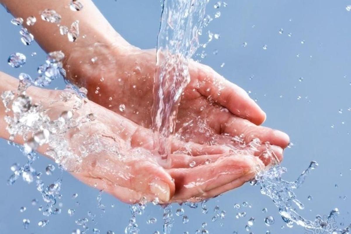 В Мариуполе двое суток нет холодной воды