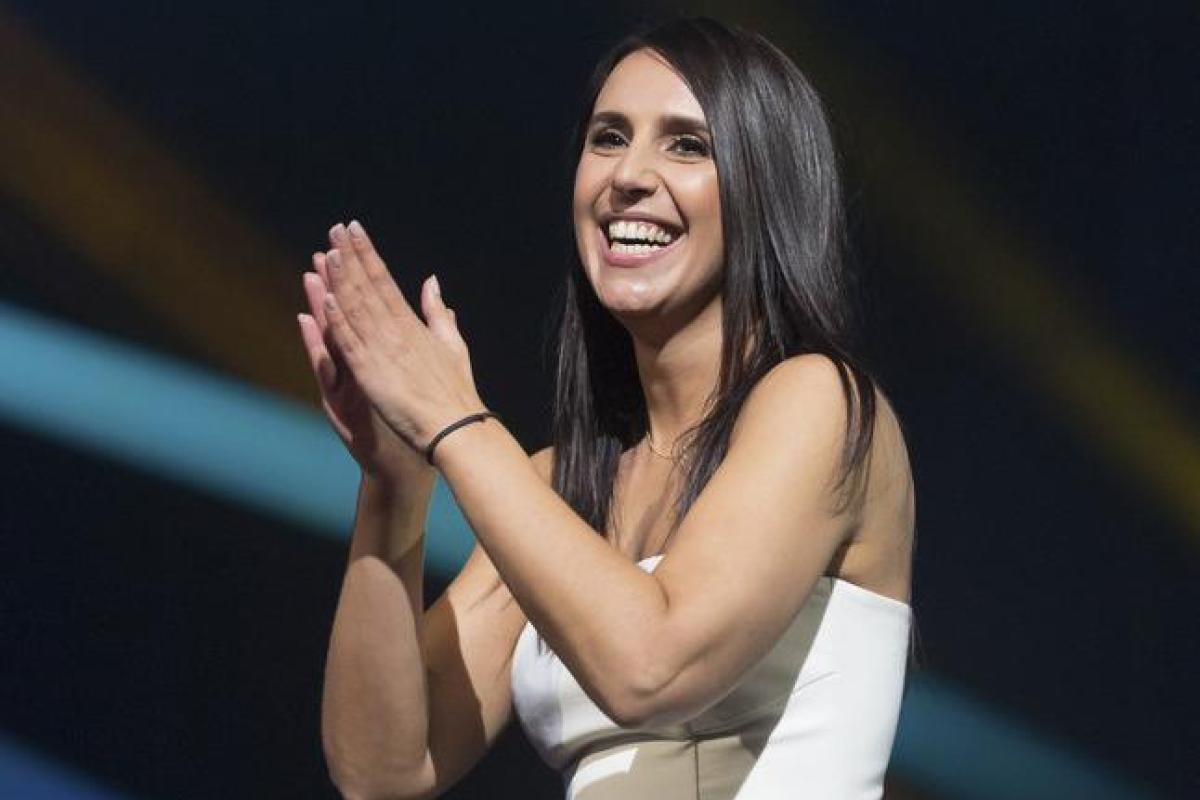 Джамала стала блондинкой: фанаты в восторге Джамала стала блондинкой: фанаты в восторге