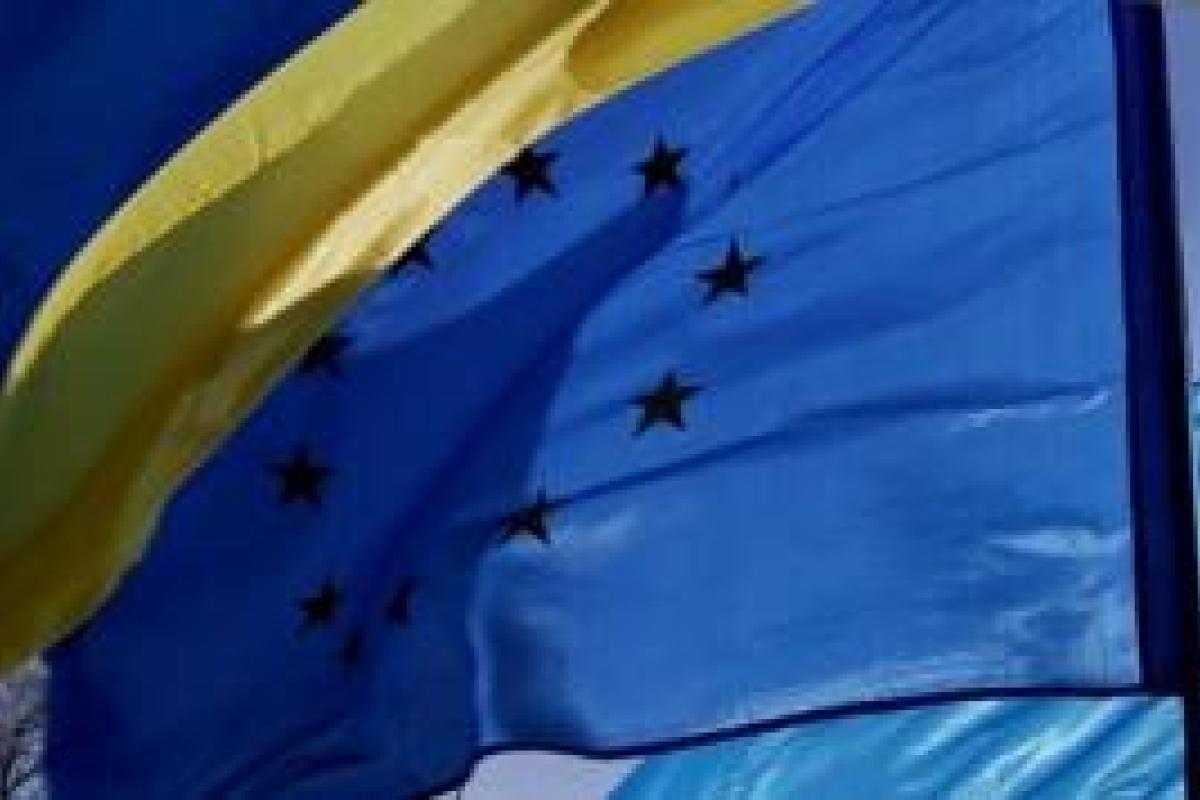 Соцсети о безвизе для Украины: С нетерпением ждем реакции кремлевского пропагандиста Киселева