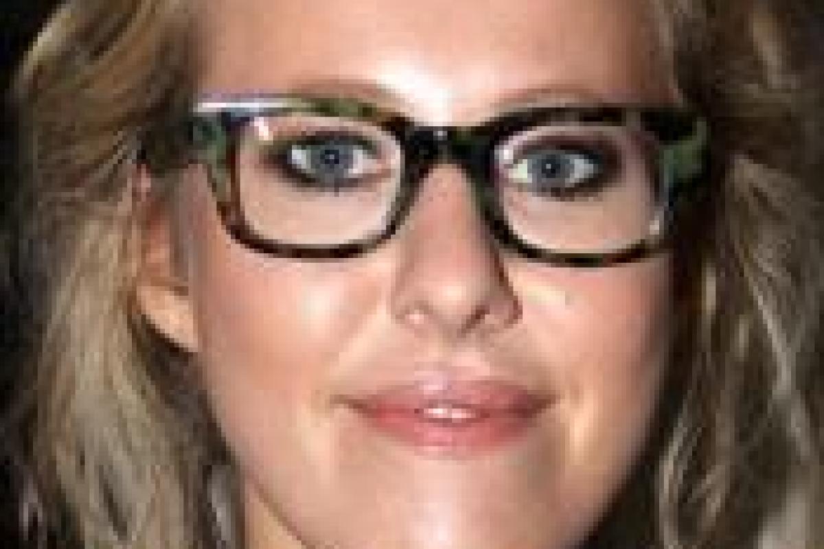 Райдер Собчак: телеведущая объяснила, почему ей нужна белая посуда без орнамента