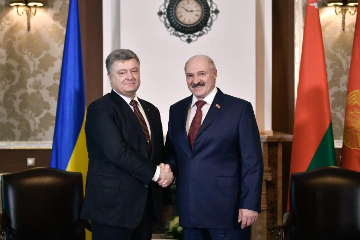 Встреча Порошенко и Лукашенко: Украина и Беларусь активизируют экономическое сотрудничество Встреча Порошенко и Лукашенко: Украина и Беларусь активизируют экономическое сотрудничество