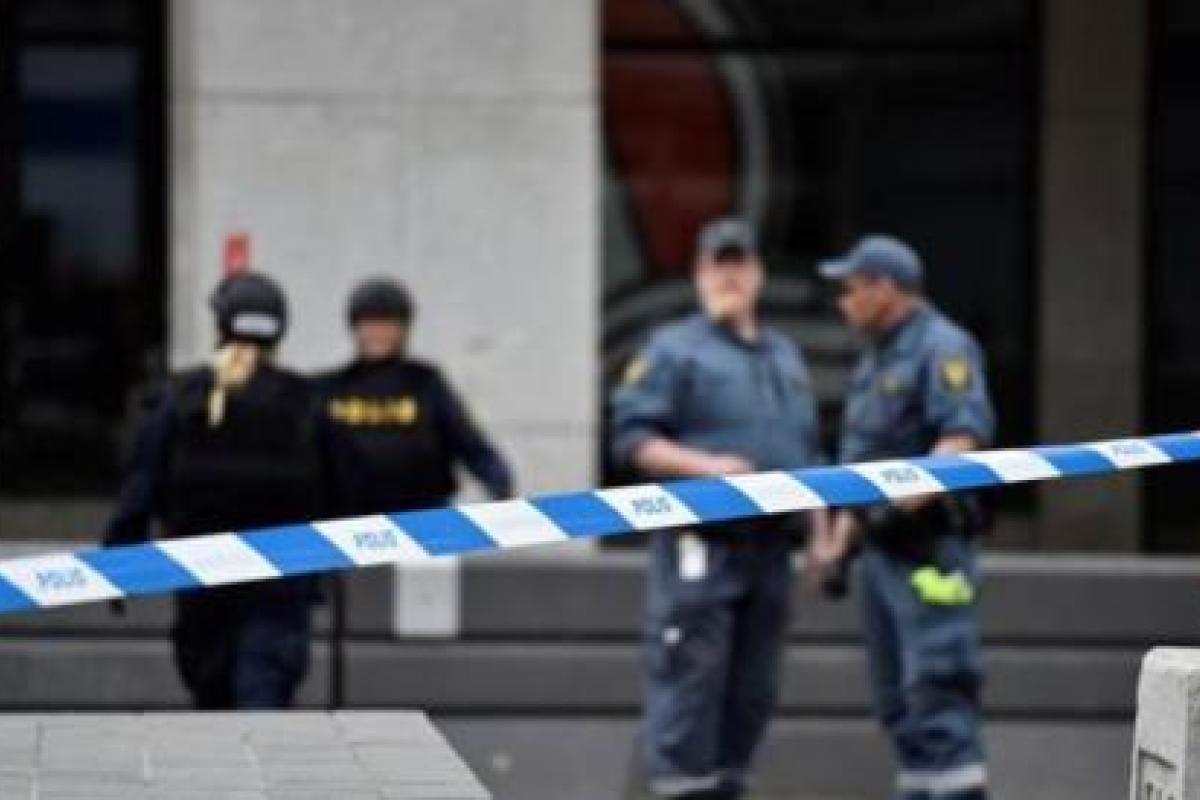 В Стокгольме задержан подозреваемый в совершении теракта В Стокгольме задержан подозреваемый в совершении теракта