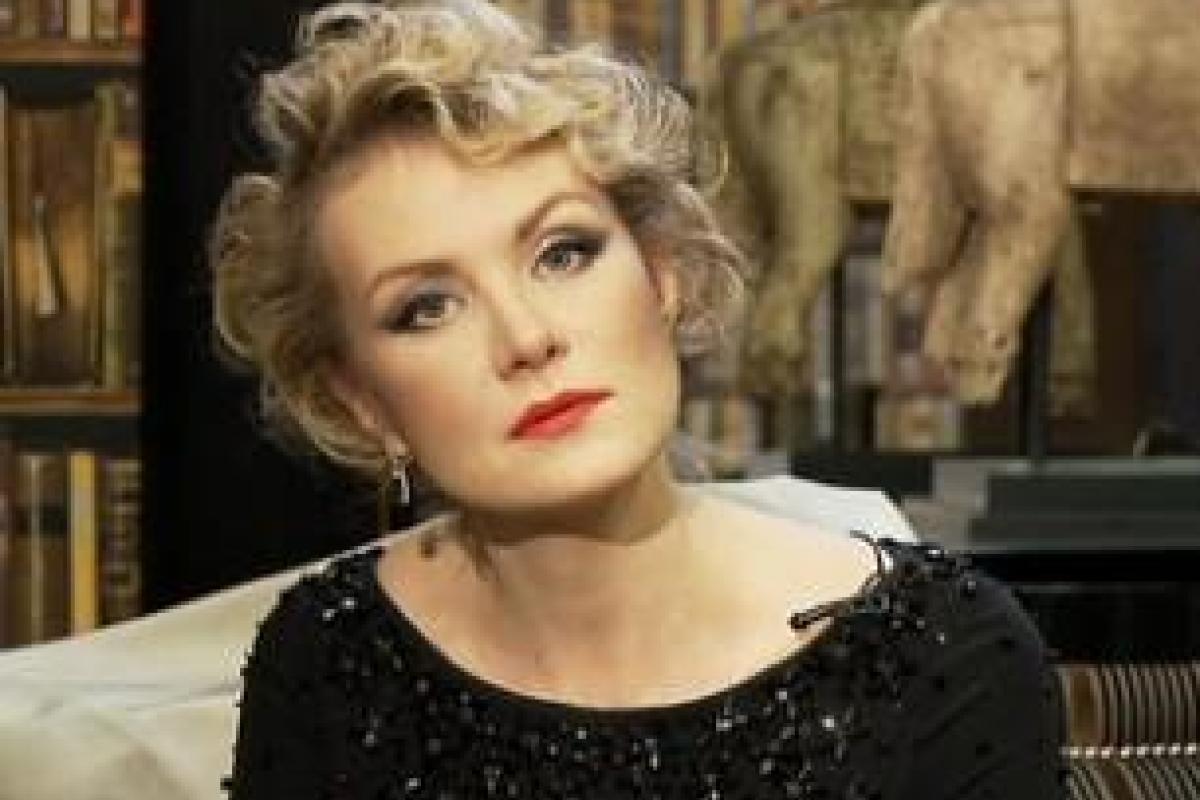 Рената Литвинова вычеркнула из жизни близких родственников Рената Литвинова вычеркнула из жизни близких родственников