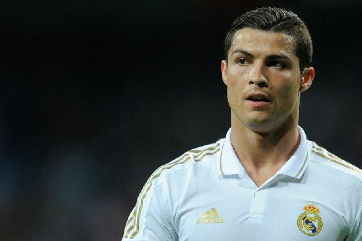 Криштиану Роналду заплатил 375 тысяч долларов, чтобы избежать обвинения в сексуальном насилии - СМИ Криштиану Роналду заплатил 375 тысяч долларов, чтобы избежать обвинения в сексуальном насилии - СМИ