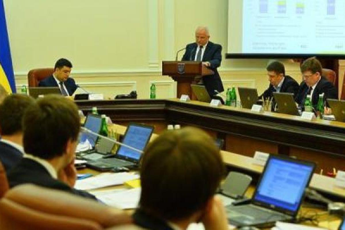 Нищета - 60%: Эксперты рассказали, чего добился Гройсман за год правления