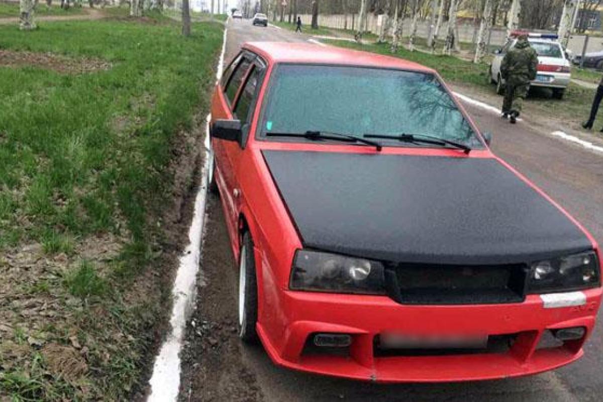 В Покровске автомобиль сбил пятиклассника: у мальчика сломаны обе ноги В Покровске автомобиль сбил пятиклассника: у мальчика сломаны обе ноги
