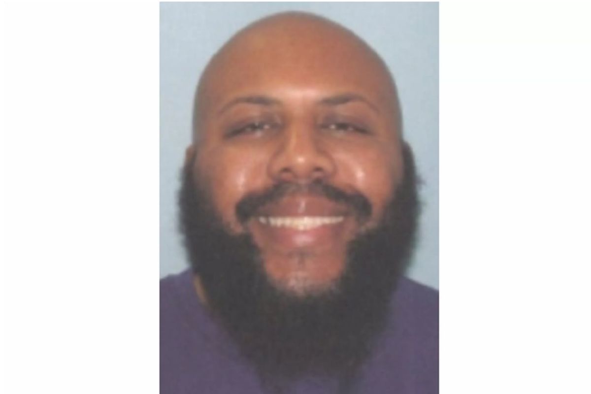 Убийца из Facebook поставил на уши несколько штатов: полиция не знает, куда направился преступник