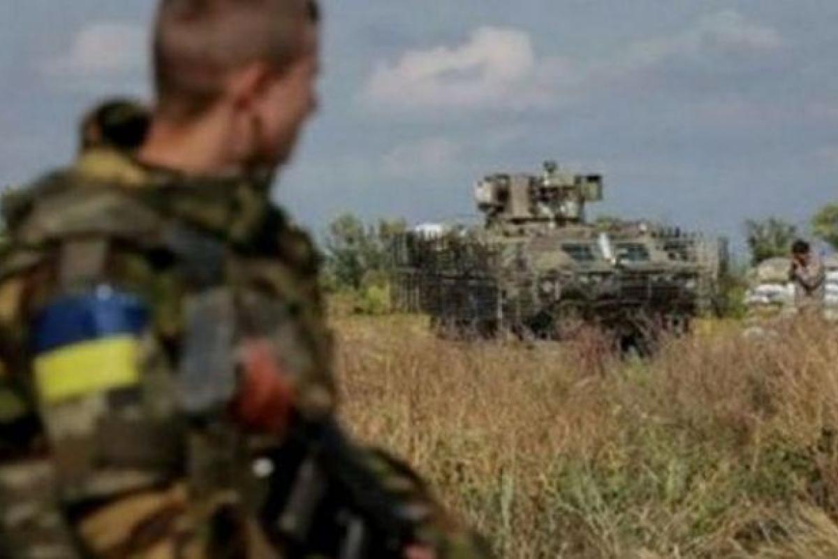 Штаб АТО: Двое украинских защитников получили ранения