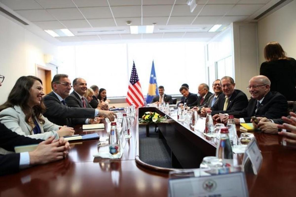 Новый парламент в Косово выберут через месяц