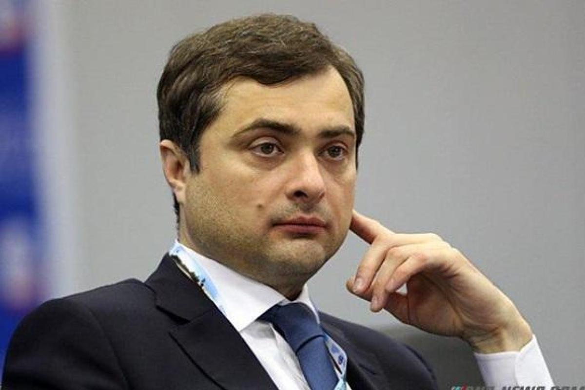 Следствие подтвердило российский след в убийствах на Майдане: к кому приезжал Сурков Следствие подтвердило российский след в убийствах на Майдане: к кому приезжал Сурков