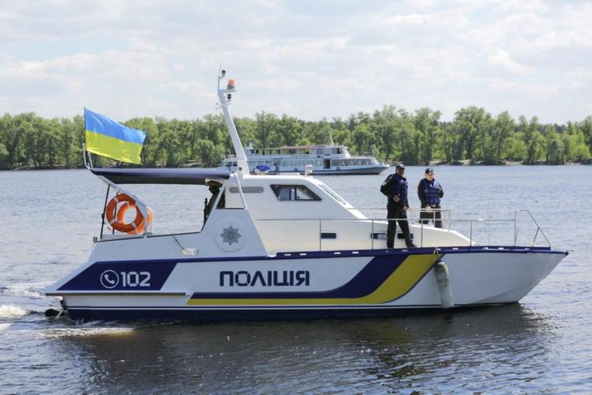 В Киеве заработал обновленный отдел водной полиции