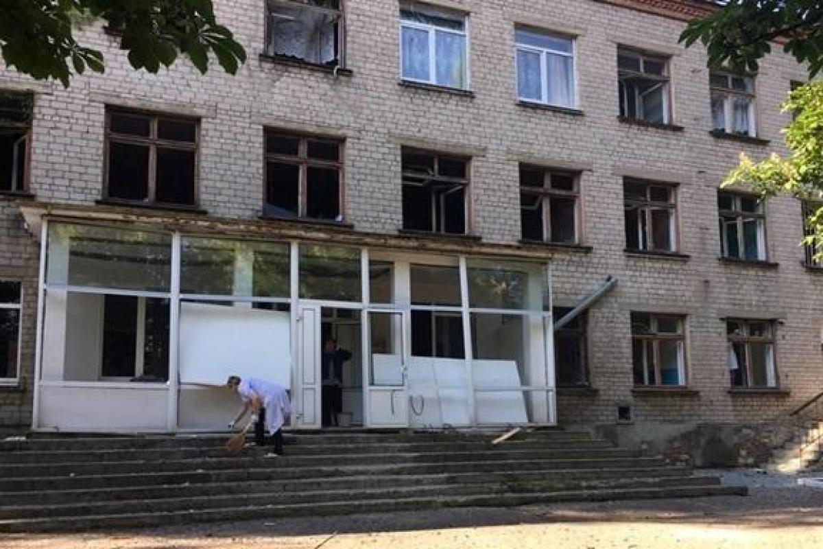 Жебривский сообщил, что школу в Красногоровке будут восстанавливать