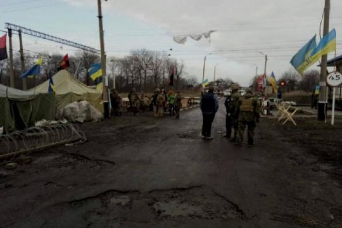 В штабе блокады торговли с ОРДЛО объявили о начале "второго этапа" своих действий В штабе блокады торговли с ОРДЛО объявили о начале "второго этапа" своих действий