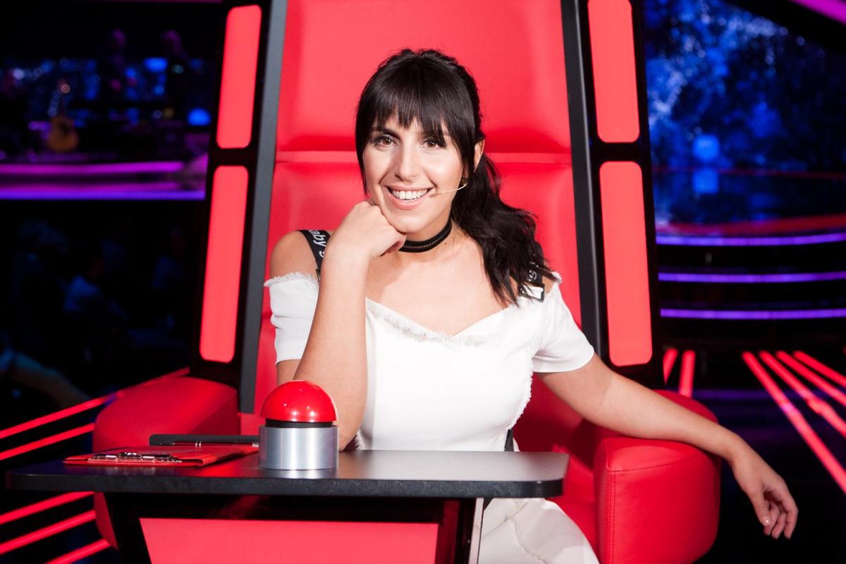 Джамала показала все свои наряды с проекта "Голос країни" Джамала показала все свои наряды с проекта "Голос країни"