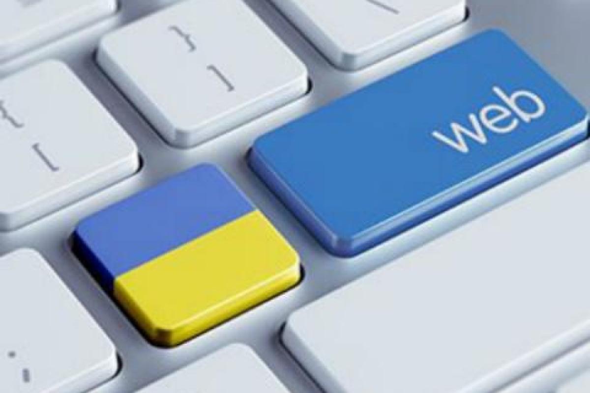 Е-декларанты должны заменить электронные почтовые ящики российских доменов