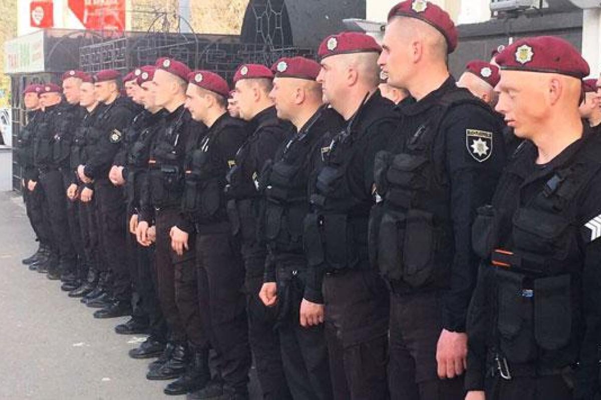 Спецподразделения и тактические группы полиции приступили к патрулированию Одессы Спецподразделения и тактические группы полиции приступили к патрулированию Одессы