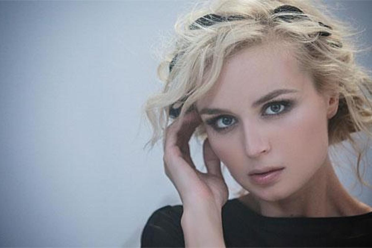 Певица Полина Гагарина рассказала, как совмещает работу и материнство