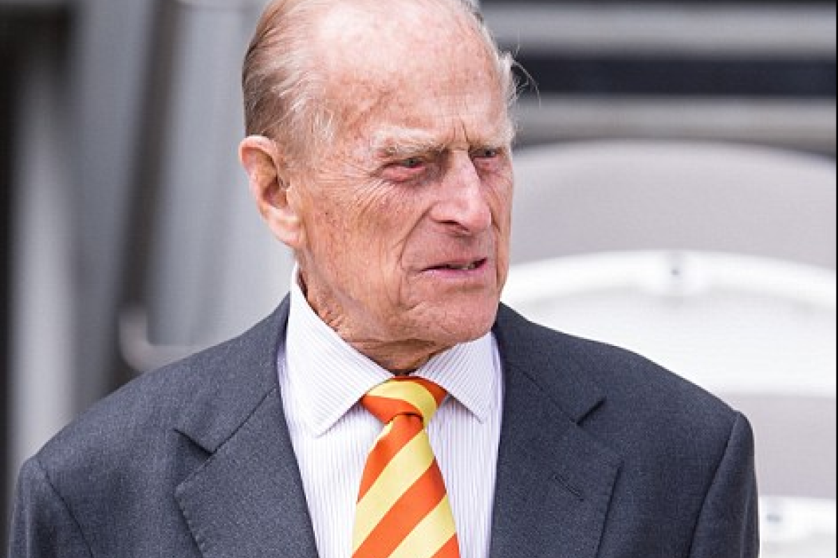 Королевская семья Британии собралась на экстренное совещание: о чем объявили в Букингемском дворце Королевская семья Британии собралась на экстренное совещание: о чем объявили в Букингемском дворце