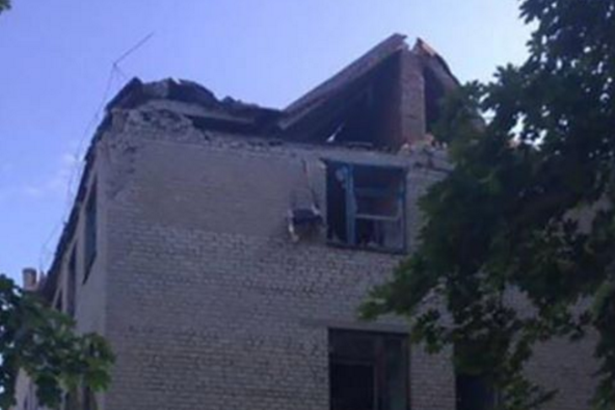 Гройсман: В Красногоровке произошел очередной акт терроризма со стороны сепаратистов и российских наемников