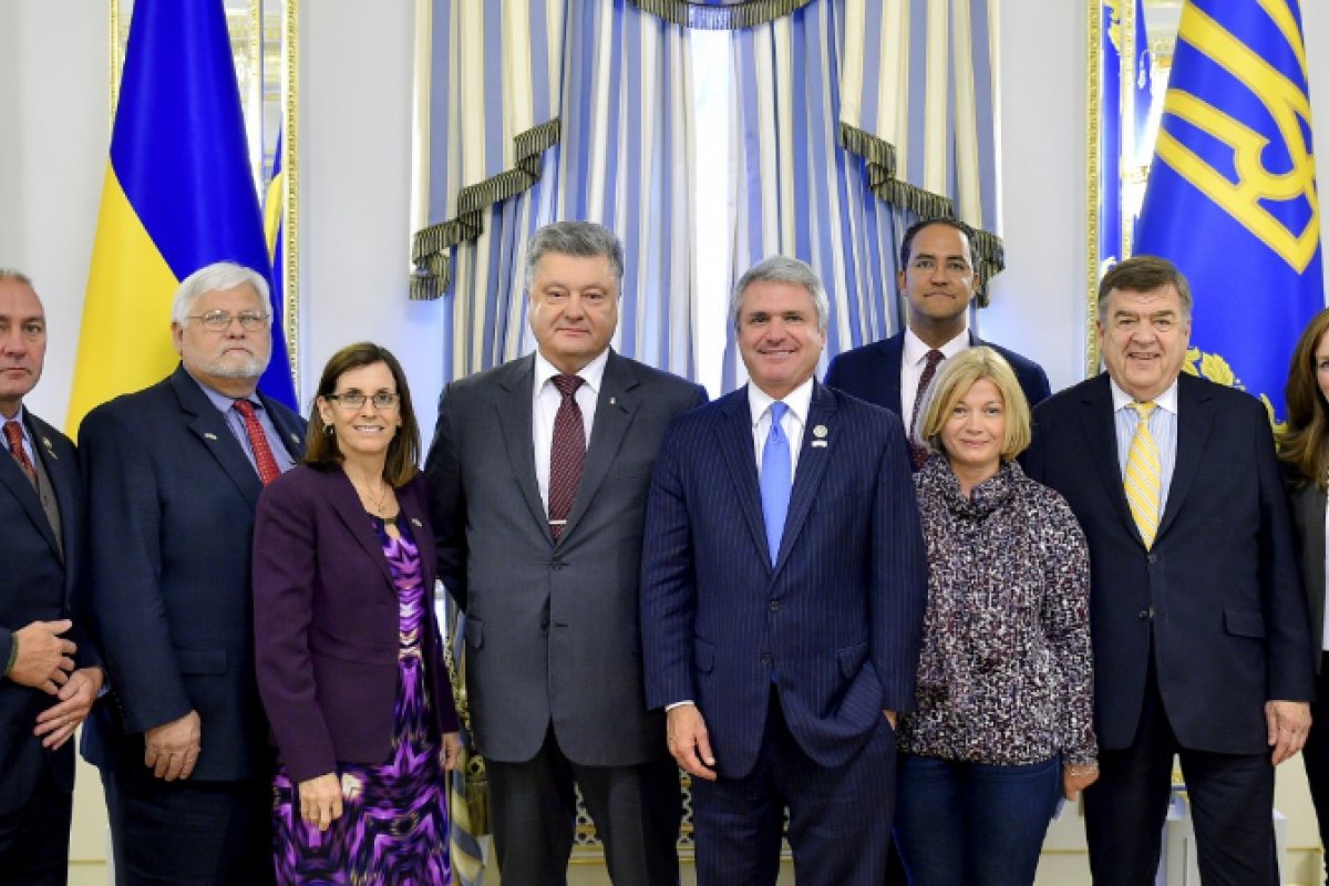 Президент Украины проинформировал конгрессменов США о ситуации в Донбассе Президент Украины проинформировал конгрессменов США о ситуации в Донбассе