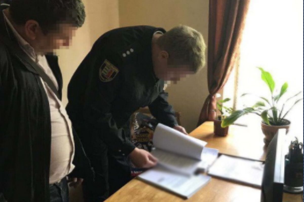 В Ужгороде СБУ разоблачила на взятке следователя полиции В Ужгороде СБУ разоблачила на взятке следователя полиции