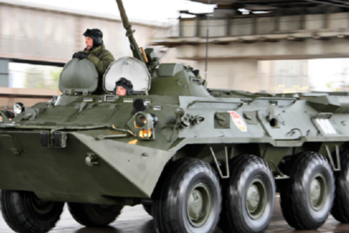 9 мая боевики планируют "автопробег" на российской военной технике вдоль линии фронта 9 мая боевики планируют "автопробег" на российской военной технике вдоль линии фронта
