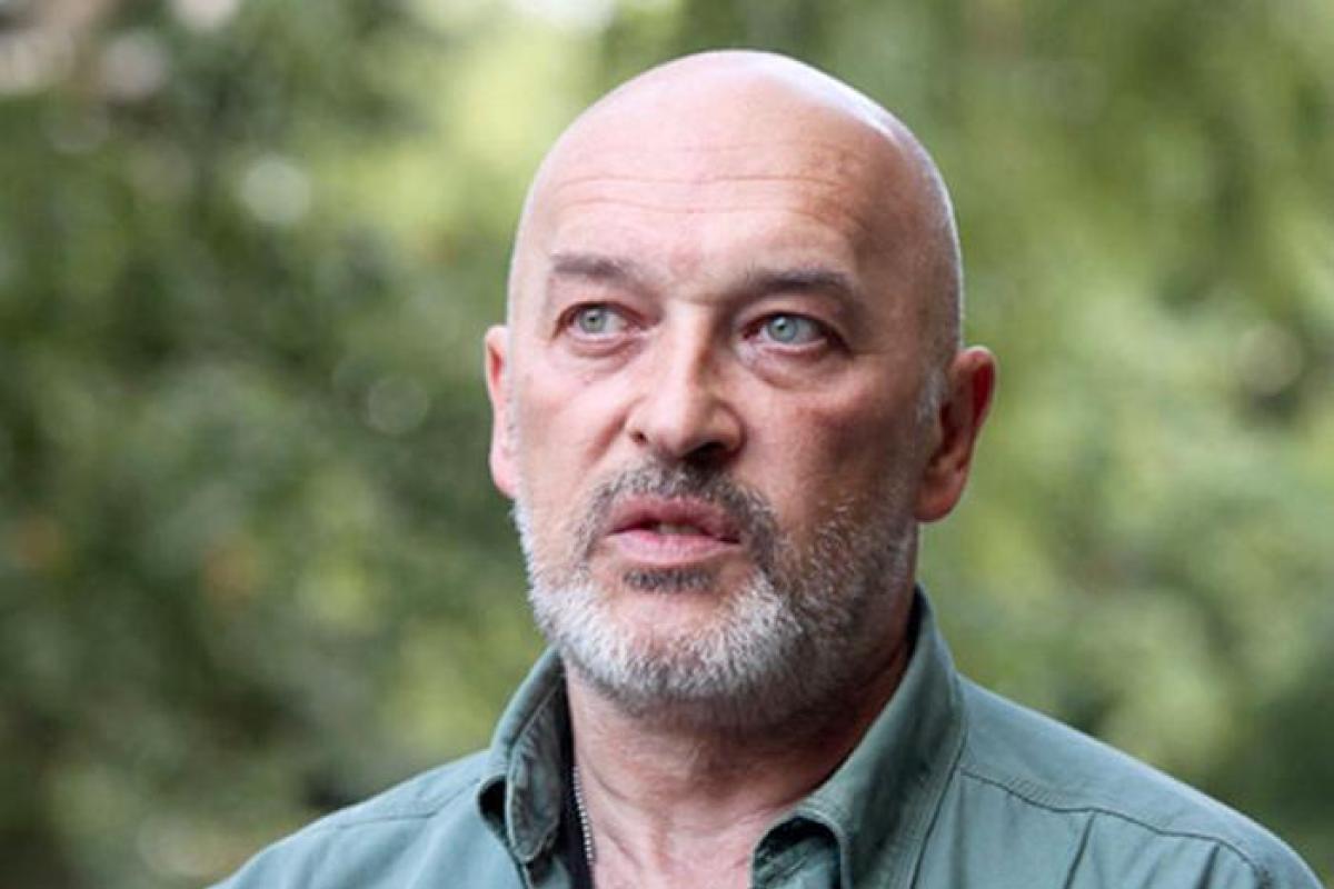 Тука шокировал зрителей, сделав предложение возлюбленной в прямом эфире