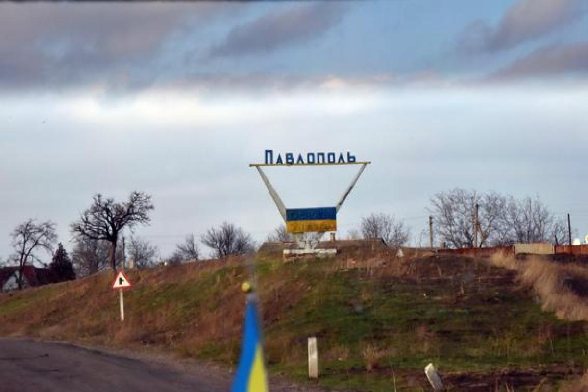 В Павлополе боевики обстреляли местную школу: повреждены стены, крыша, окна В Павлополе боевики обстреляли местную школу: повреждены стены, крыша, окна