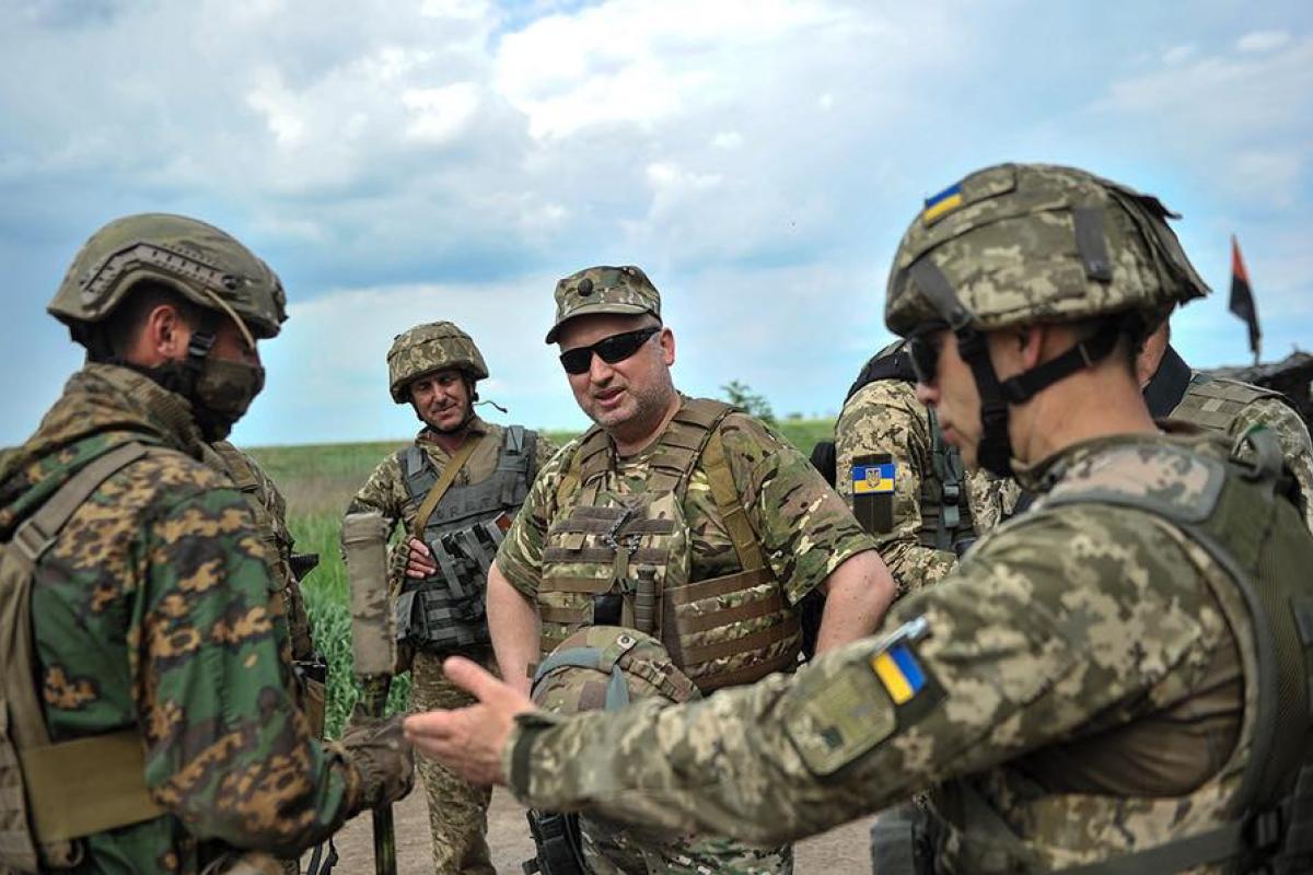 "Когда Москву возьмем, тогда и завершится", - политолог прокомментировал слова Турчинова об окончании войны