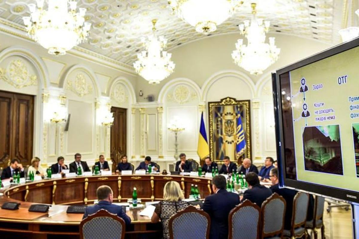 Порошенко инициирует серьезные реформы в сельской медицине