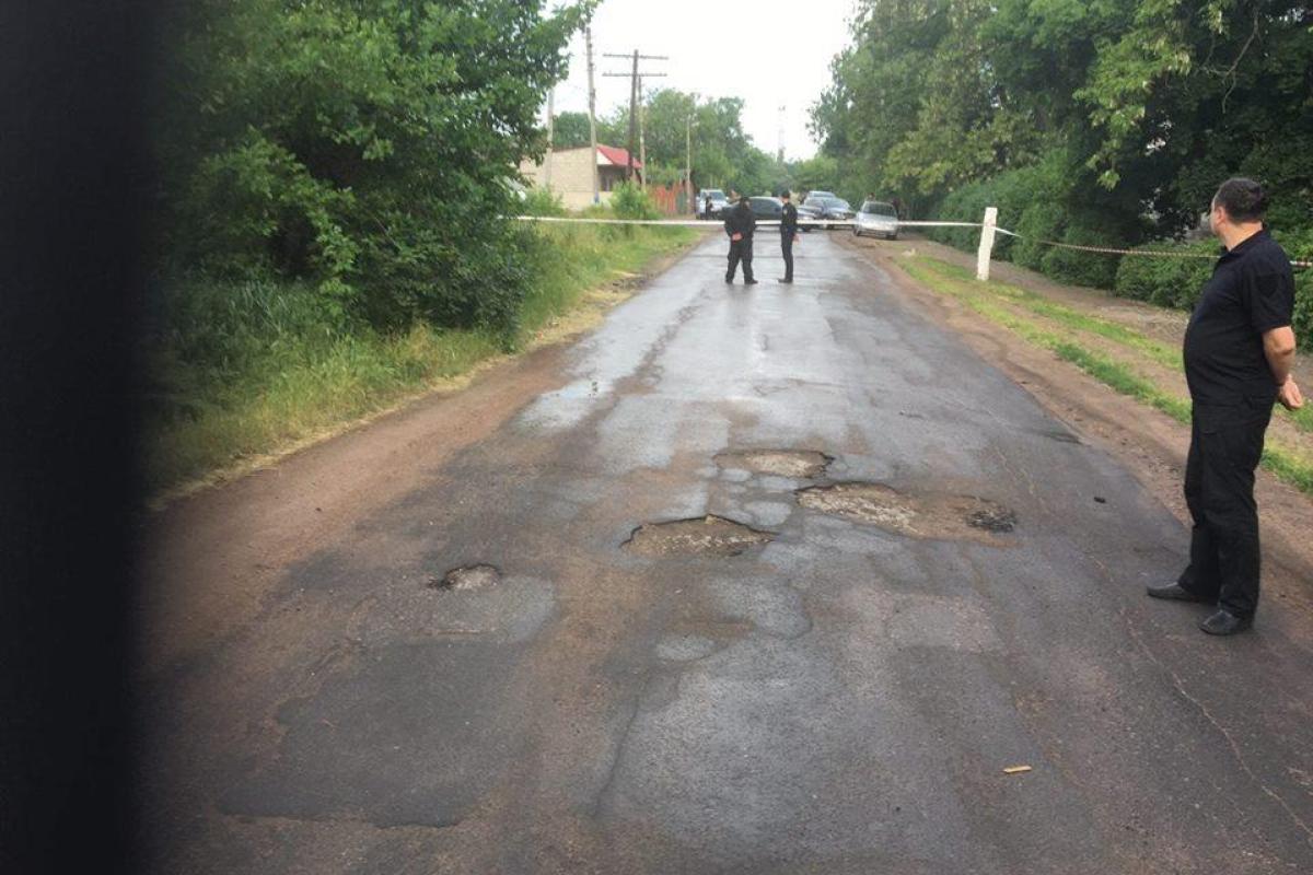 Девочку, которую всю ночь искали в Волновахском районе, нашли мертвой в 300 метрах от дома