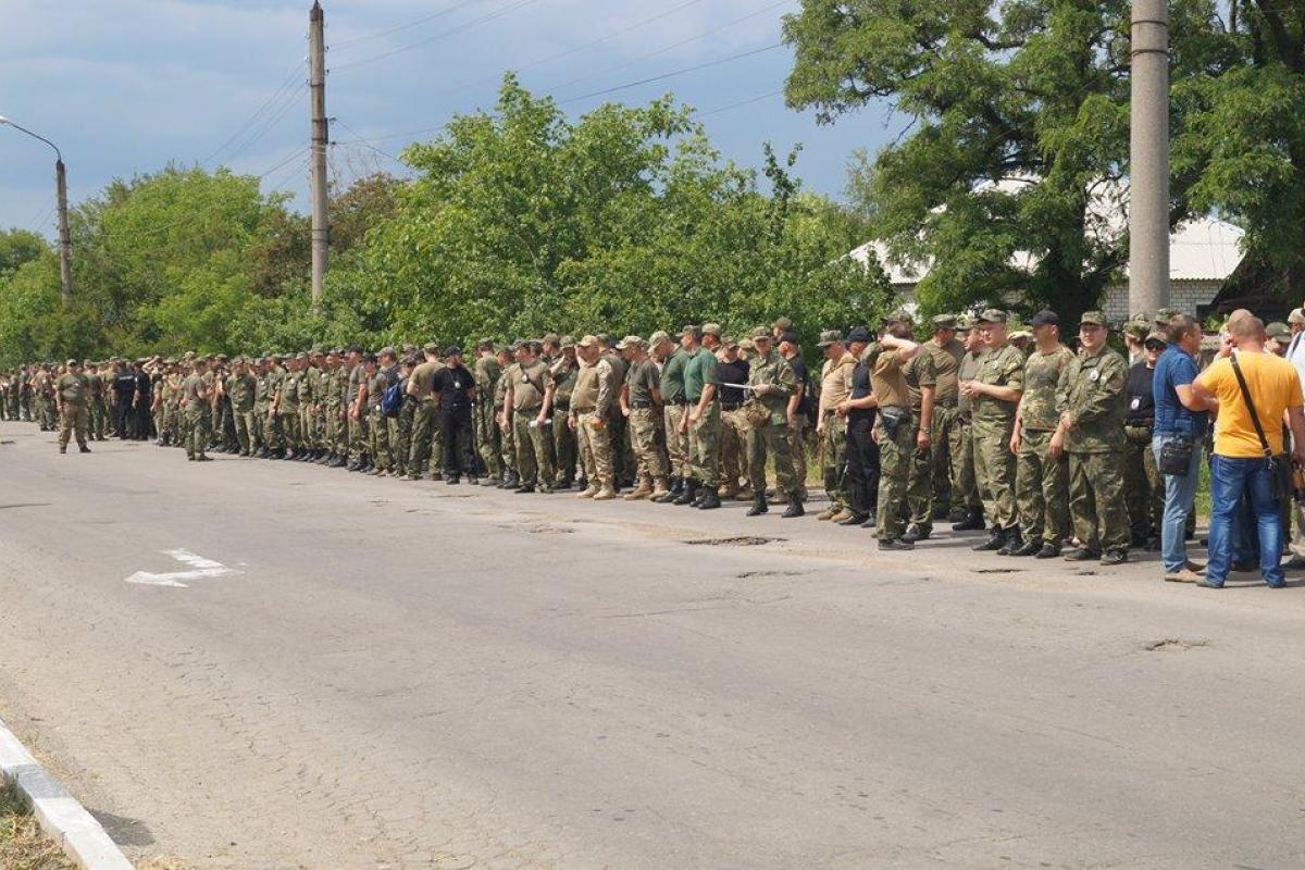 Концерт "Океан Ельзи" в Лисичанске: за порядком следили более тысячи правоохранителей и представителей Нацгвардии