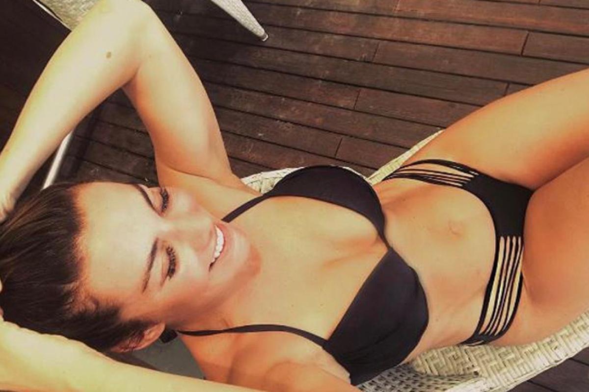 Скандальная блогер жестко прошлась по фигуре Седоковой Скандальная блогер жестко прошлась по фигуре Седоковой