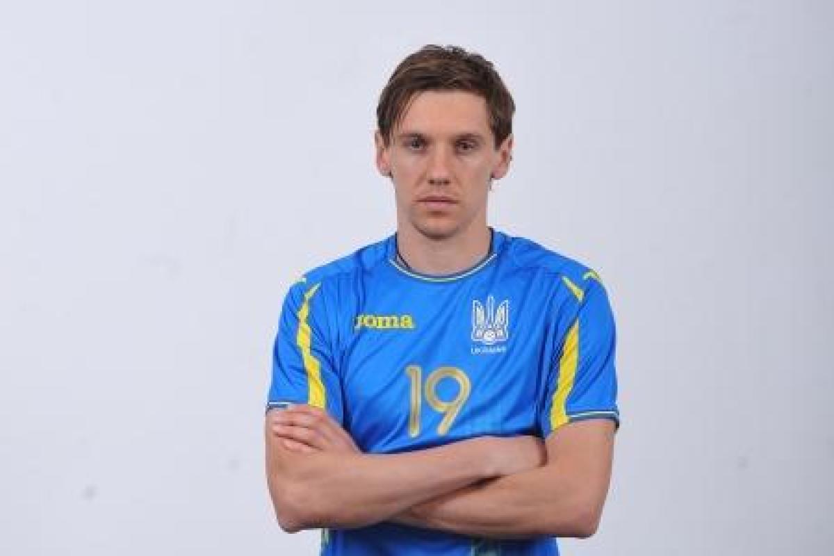 Полузащитник Денис Гармаш не поможет сборной Украины в отборочном матче Полузащитник Денис Гармаш не поможет сборной Украины в отборочном матче