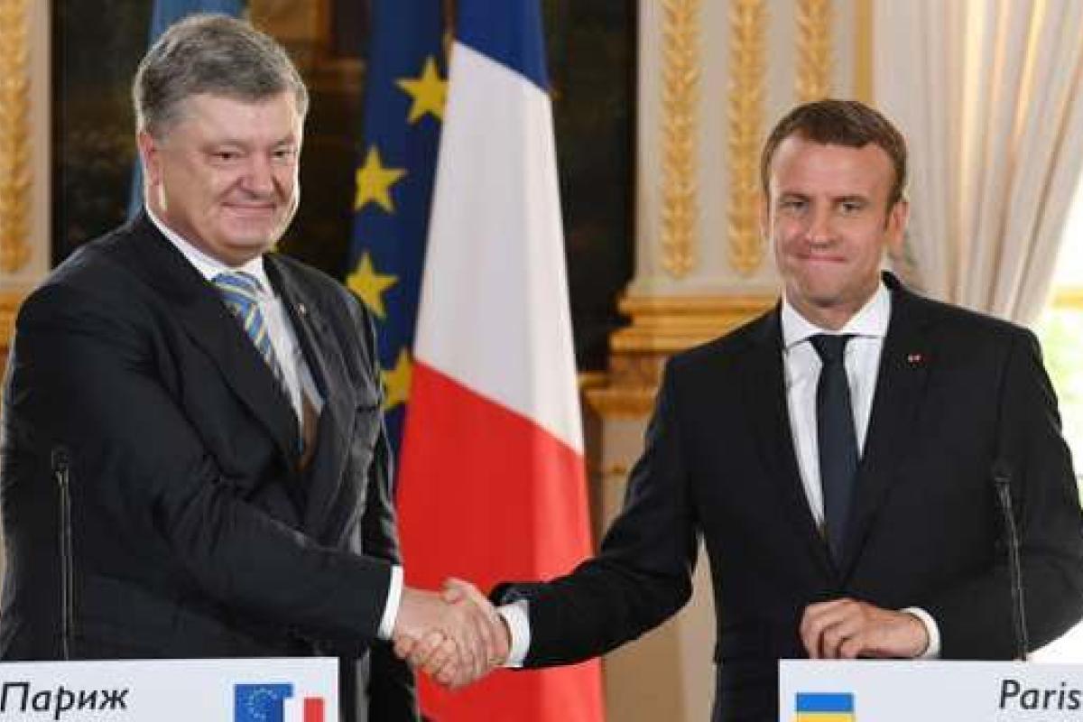 «Формула Макрона»: президент Франции предложил стратегию выполнения Минских соглашений