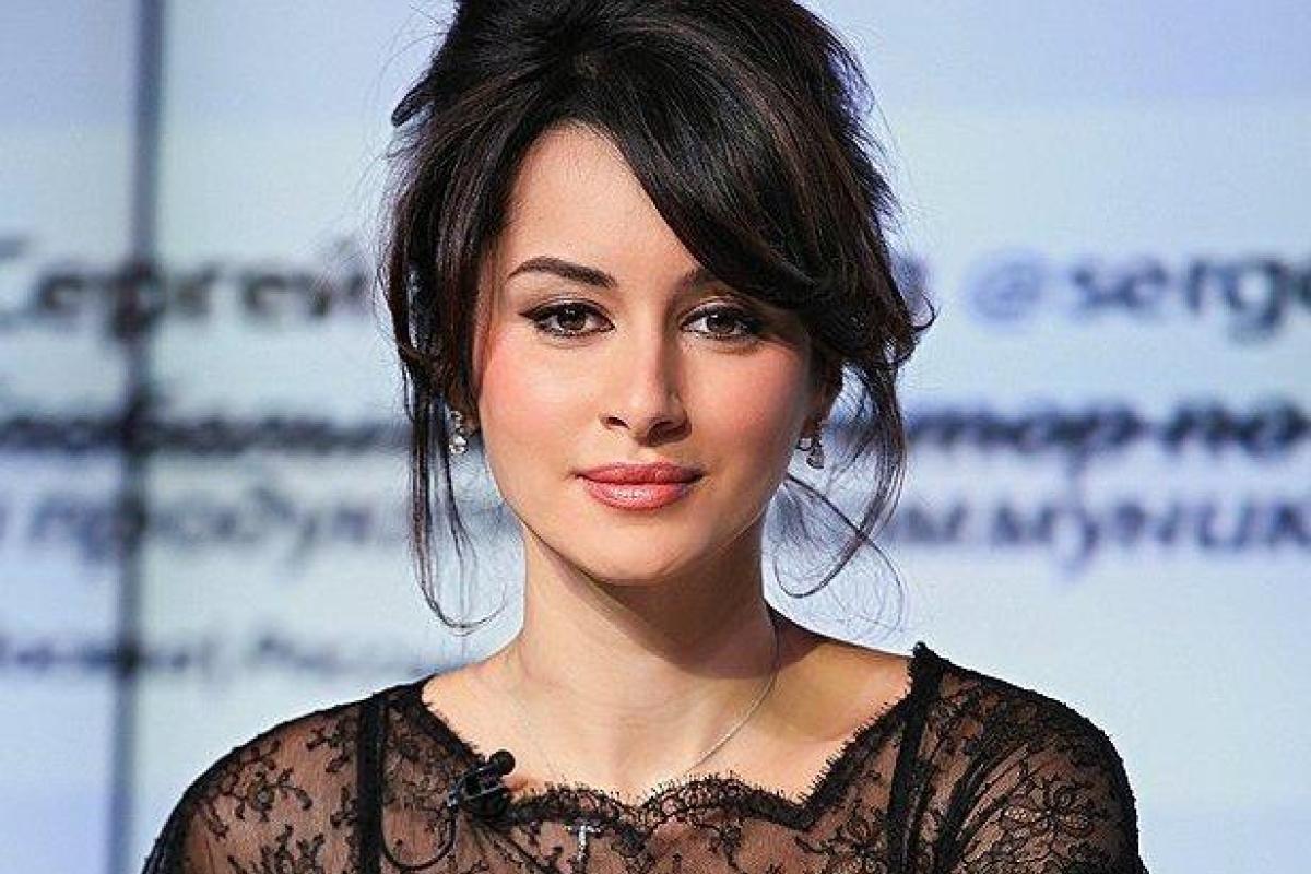 Тина Канделаки продемонстрировала свою фигуру, поклонники в восторге Тина Канделаки продемонстрировала свою фигуру, поклонники в восторге